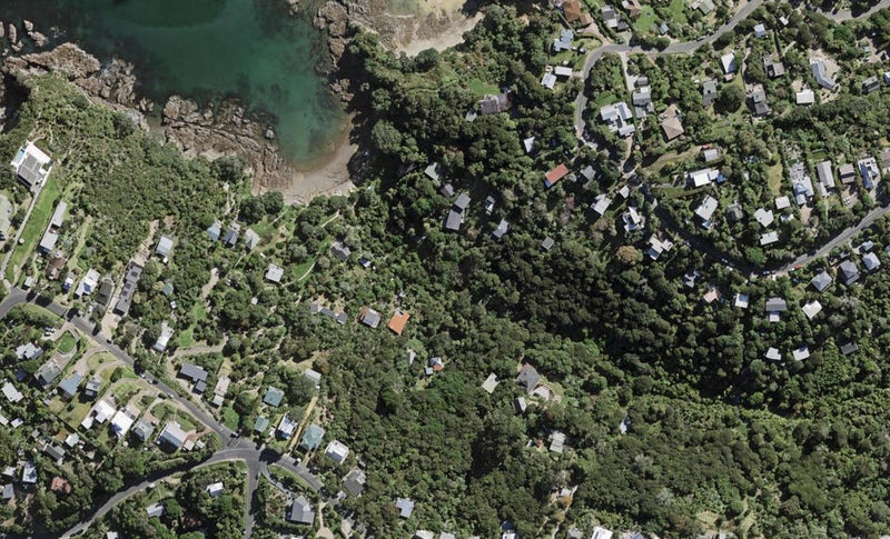 9 Te Aroha Avenue, Oneroa, Waiheke Island - Carousel 1