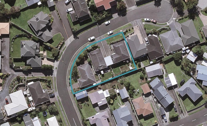 4 Sandel Rise, Merrilands, New Plymouth - Carousel 1
