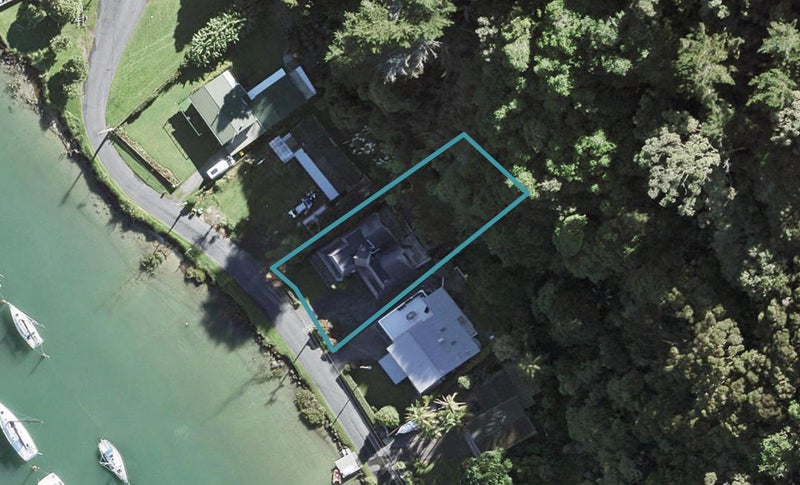 262 Wade River Road, Wade Heads, Whangaparāoa - Carousel 1