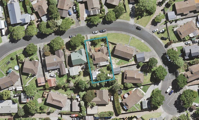 23 Redlands Grove, Swanson, Auckland - Carousel 1