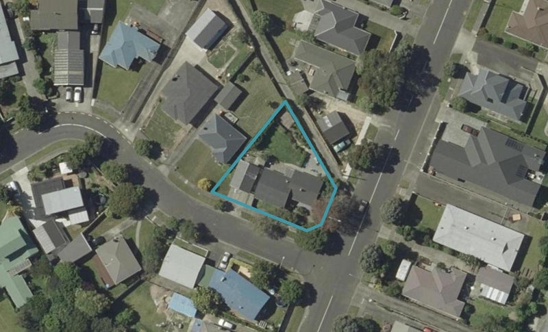 27 Stirling Crescent, Hokowhitu, Palmerston North - Carousel 1