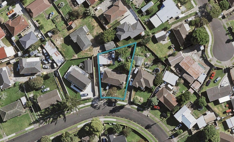 9 Bedlington Avenue, Manurewa, Auckland - Carousel 1