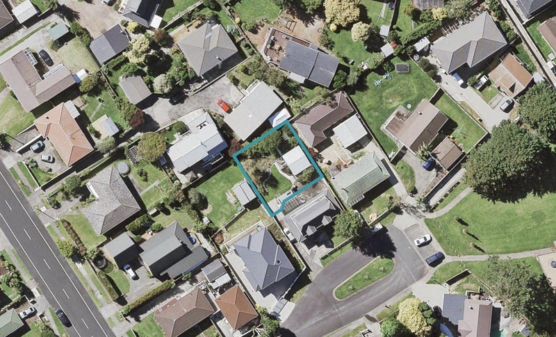 6A Hazelmay Place, Bucklands Beach, Auckland - Carousel 1