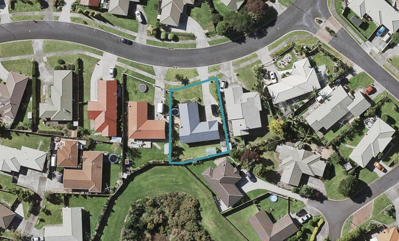 12 Davington Way, Burswood, Auckland - Carousel 1