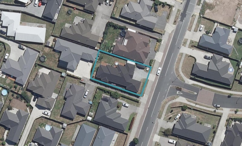 17 Hector Drive, Rototuna North, Hamilton - Carousel 1