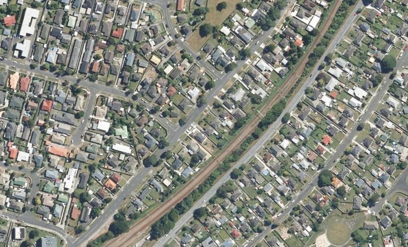 264 Oxford Terrace, Avalon, Lower Hutt - Carousel 1