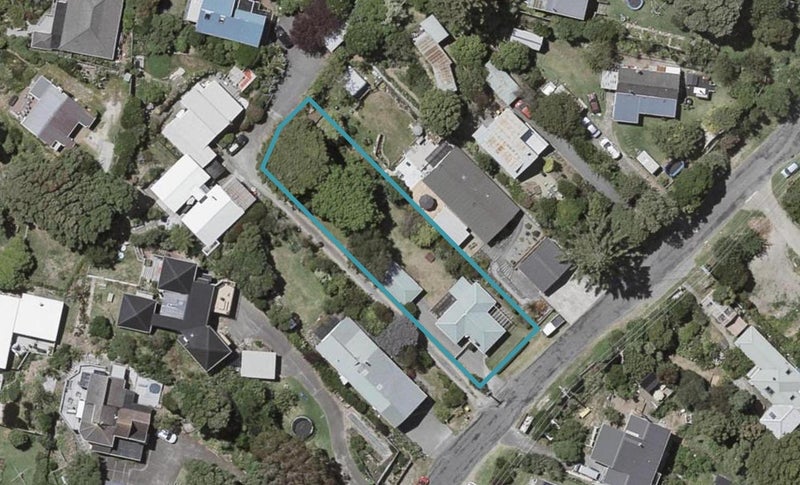 32 Forest Road, Raumati South, Paraparaumu - Carousel 1