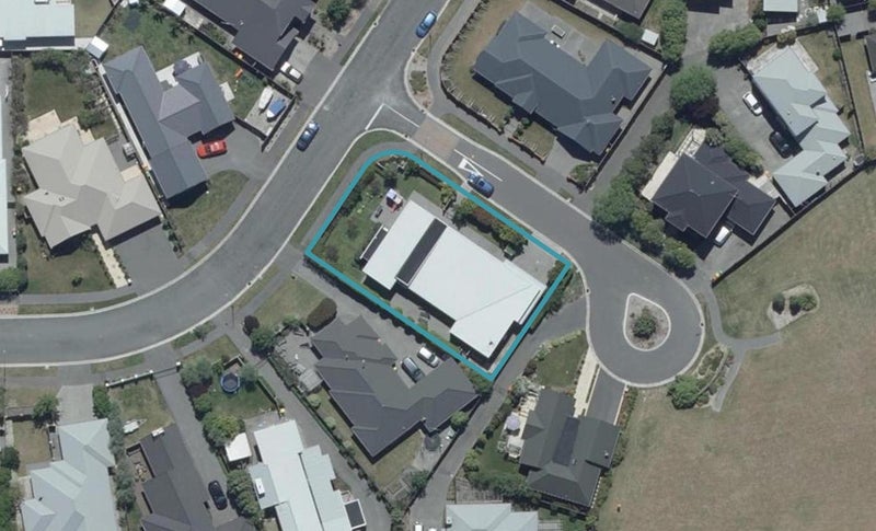 2 Stoneleigh Green, Parklands, Christchurch - Carousel 1