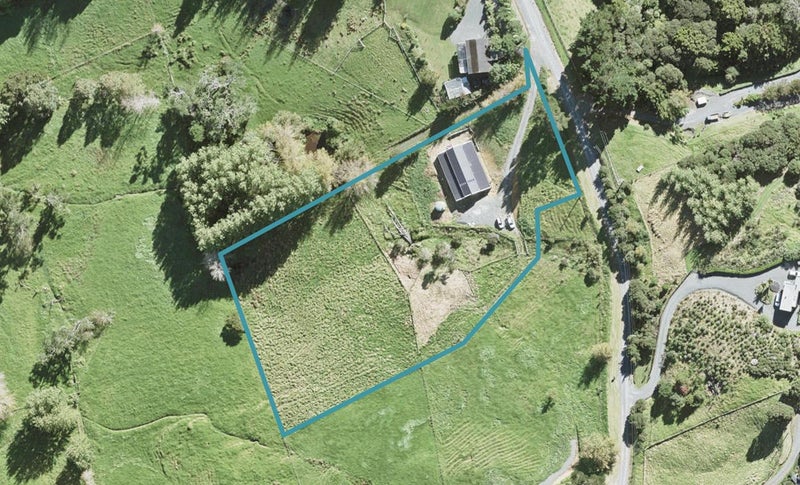 32 UPPER WHANGATEAU RD, Matakana - Carousel 1