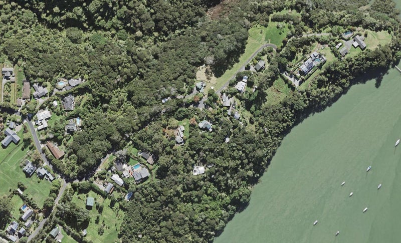 54 Ngarahana Avenue, Paremoremo, Auckland - Carousel 1