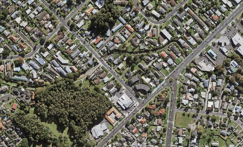 7 Hillcrest Avenue, Hillcrest, Auckland - Carousel 1