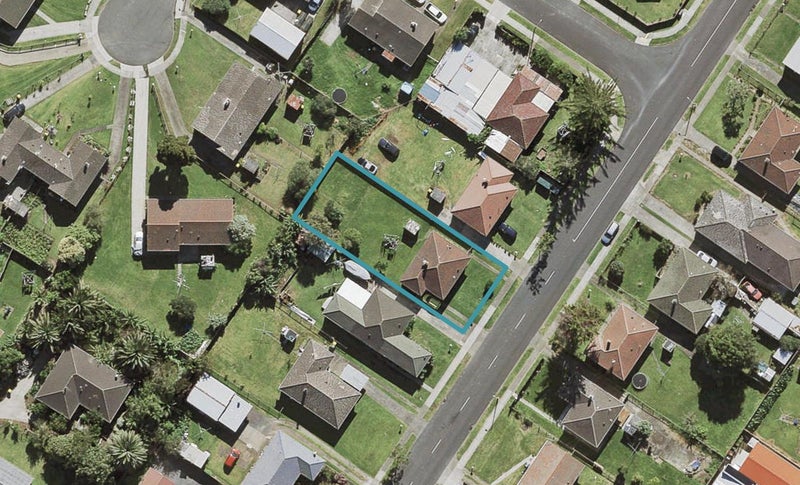 32 Viscount Street, Mangere, Auckland - Carousel 1