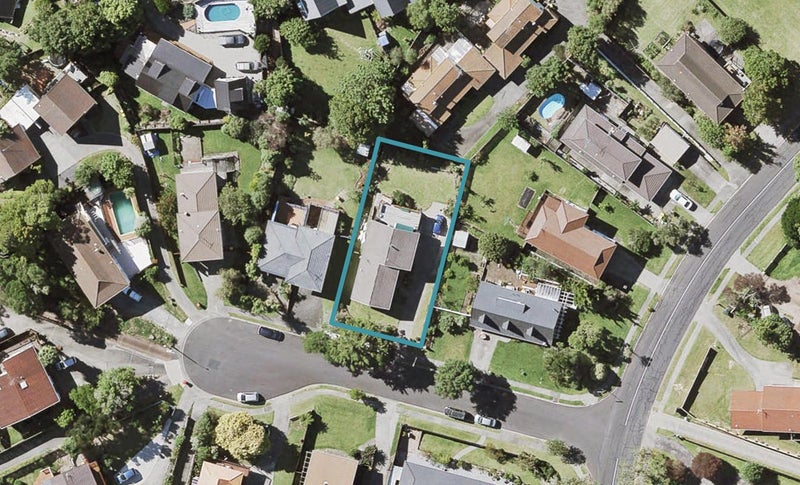 4 Naviti Place, Browns Bay, Auckland - Carousel 1