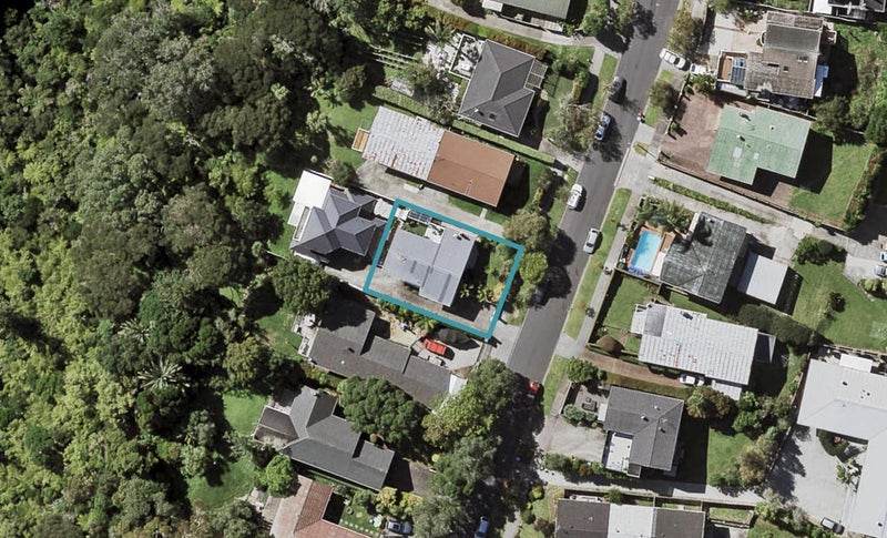 27 Thatcher Street, Mission Bay, Auckland - Carousel 1