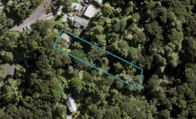 63 Takahe Road, Titirangi, Auckland - Carousel 1