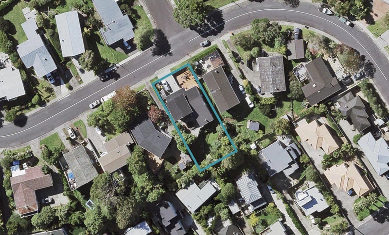 69 Ravenwood Drive, Forrest Hill, Auckland - Carousel 1