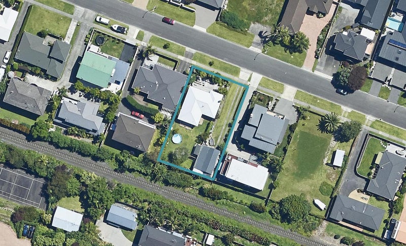 86 Kulim Avenue, Otumoetai, Tauranga - Carousel 1