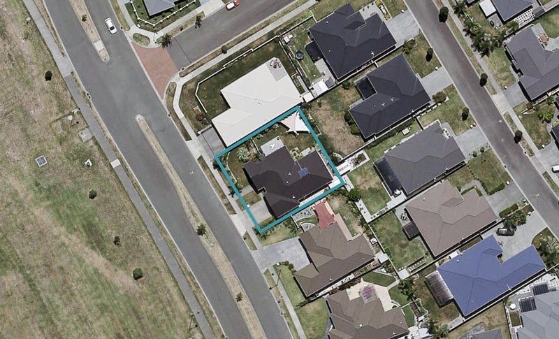 28 Orotu Drive, Poraiti, Napier - Carousel 1