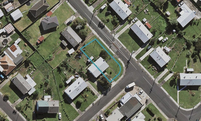 1 Harwood Crescent, Ōtara, Auckland - Carousel 1
