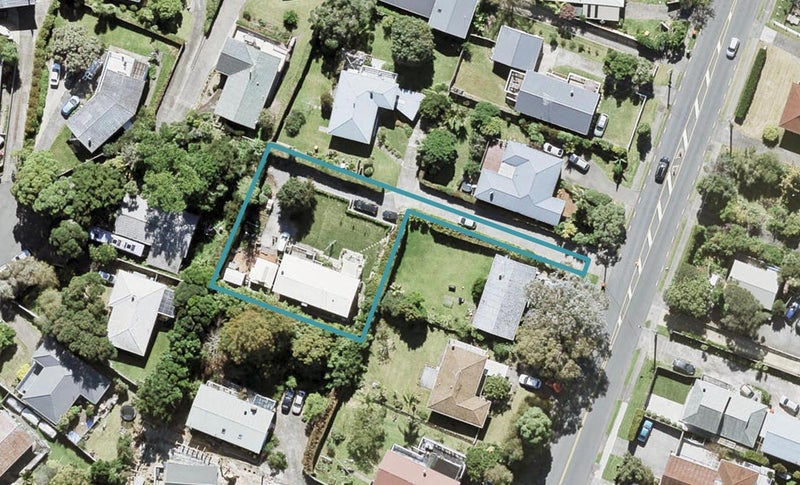102 Deep Creek Road, Torbay, Auckland - Carousel 1