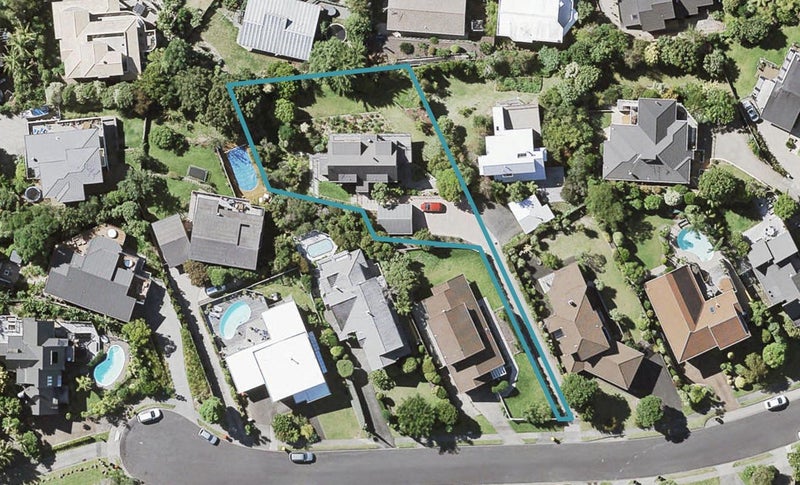 24 Bellbird Rise, Murrays Bay, Auckland - Carousel 1