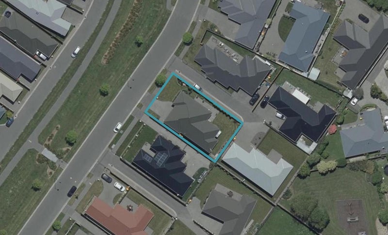 15 Carradale Avenue, Broomfield, Christchurch - Carousel 1