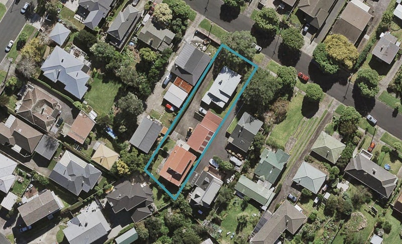 26A Moata Road, One Tree Hill, Auckland - Carousel 1
