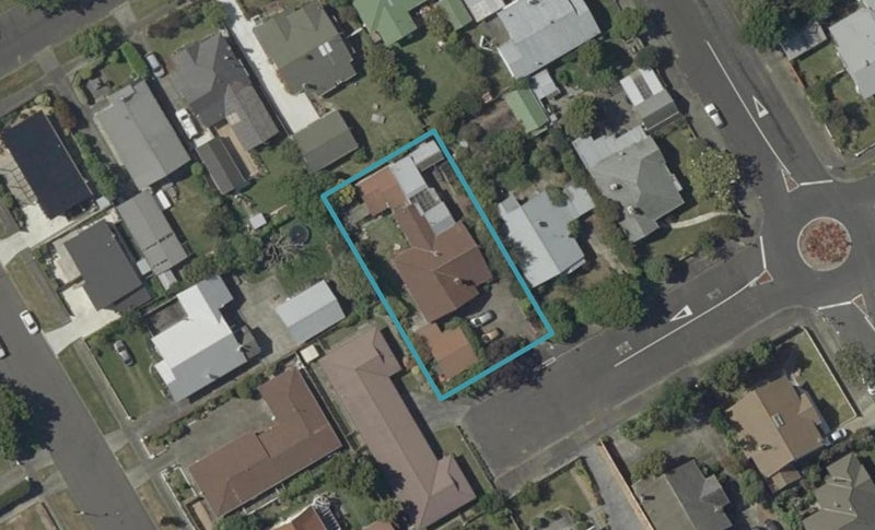 1 Beresford Street, Takaro, Palmerston North - Carousel 1