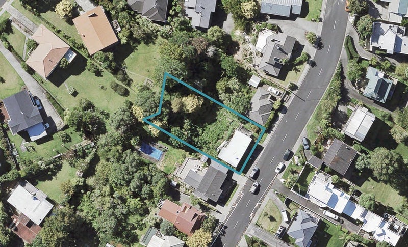 27 Matipo Road, Mairangi Bay, Auckland - Carousel 1