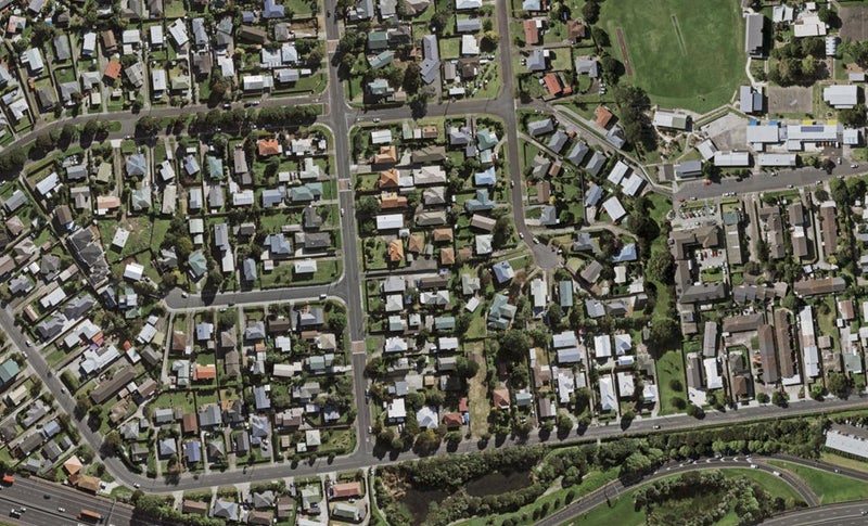2/104 Ruawai Road, Mount Wellington, Auckland - Carousel 1