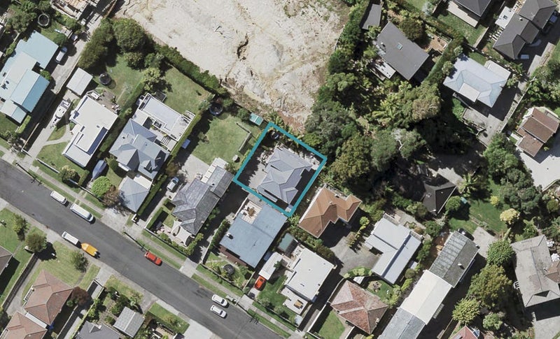 16A Waitemata Road, Hauraki, Auckland - Carousel 1