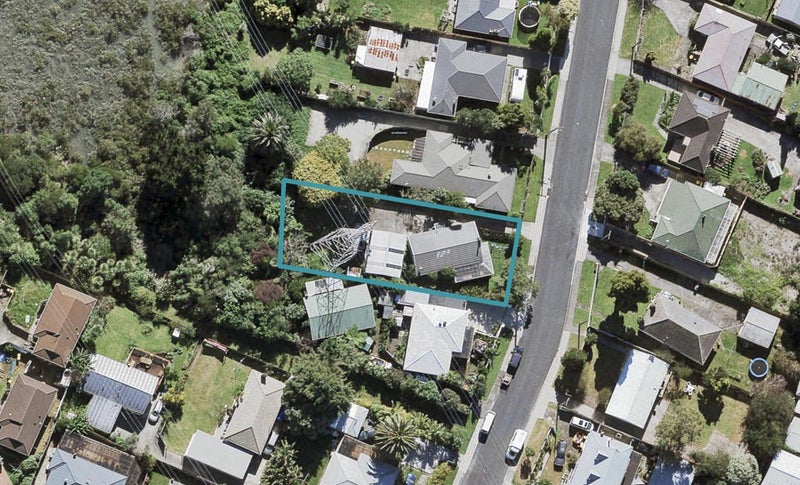 40 Cobham Crescent, Kelston, Auckland - Carousel 1