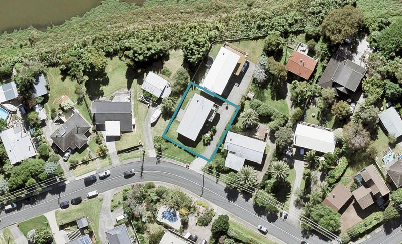 7 Glenvar Road, Torbay, Auckland - Carousel 1