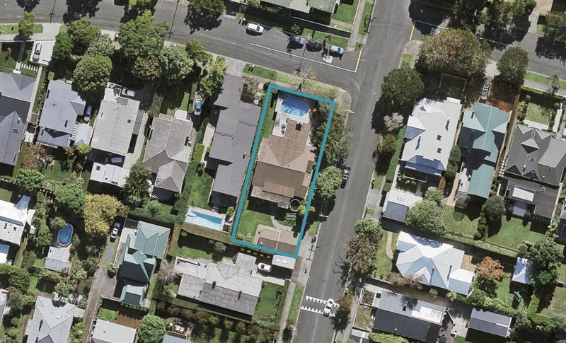 21 Henley Road, Mount Eden, Auckland - Carousel 1