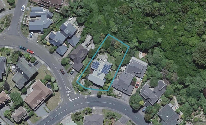 72 Amapur Drive, Khandallah, Wellington - Carousel 1