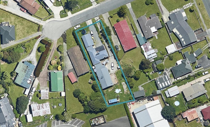 8A Turama Road, Fairy Springs, Rotorua - Carousel 1