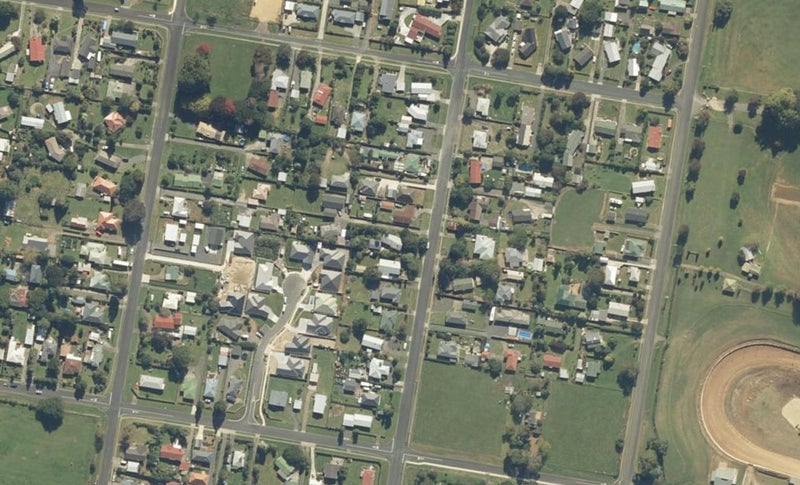 28 Whitaker Street, Kihikihi, Te Awamutu - Carousel 1