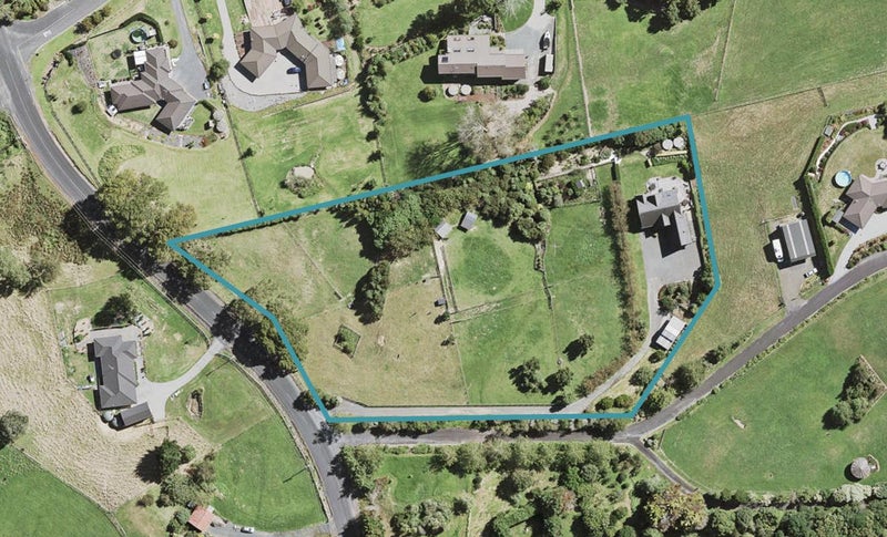 600 Ponga Road, Papakura - Carousel 1