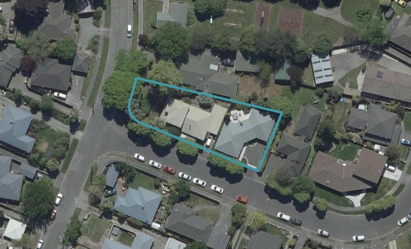 2/1 Geraldo Place, Russley, Christchurch - Carousel 1