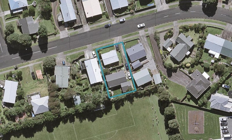 21B Herekawe Drive, Spotswood, New Plymouth - Carousel 1