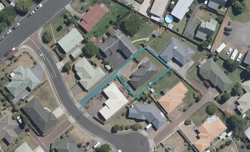 7 Mews Place, Forest Lake, Hamilton - Carousel 1