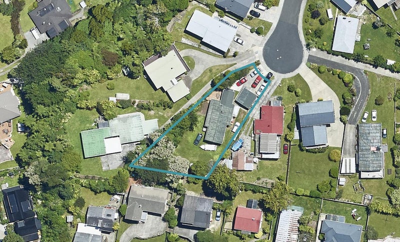 18 Tirita Street, Kawaha Point, Rotorua - Carousel 1