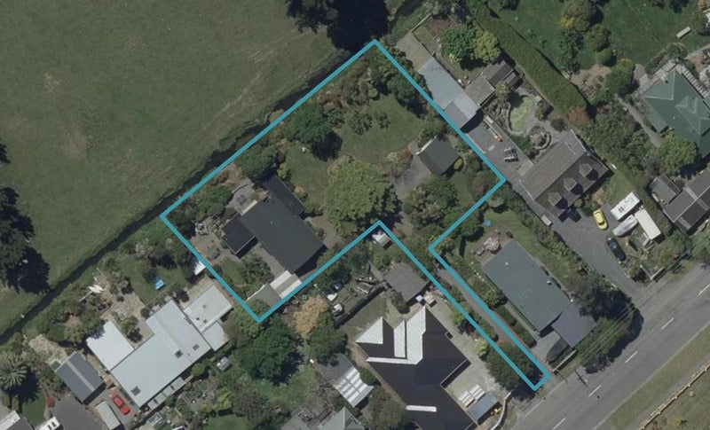 398 Cashmere Road, Westmorland, Christchurch - Carousel 1