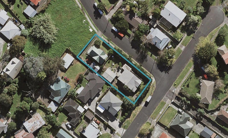 1/12 Spring Street, Papatoetoe, Auckland - Carousel 1