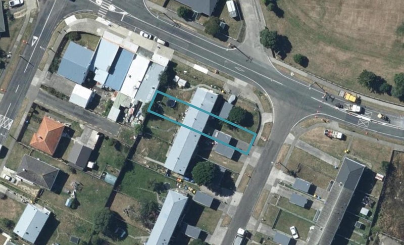 4 Kahika Grove, Elsdon, Porirua - Carousel 1