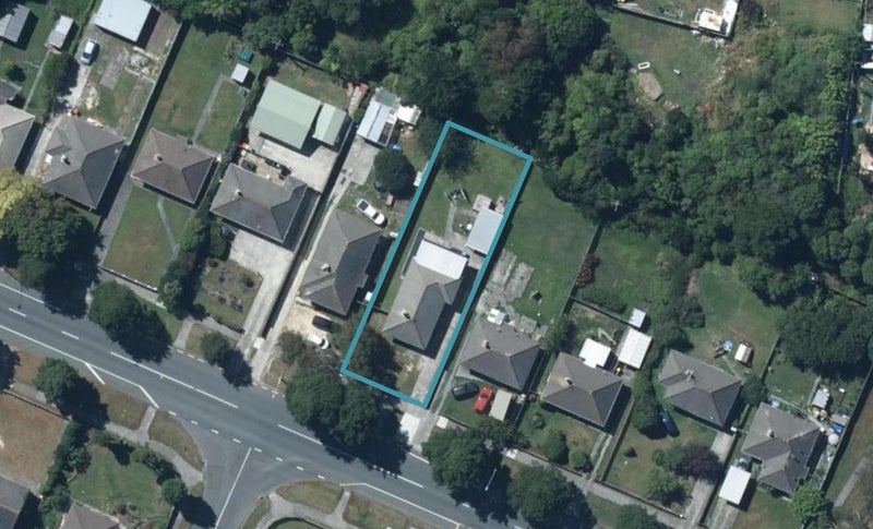 39 Mungavin Avenue, Ranui, Porirua - Carousel 1