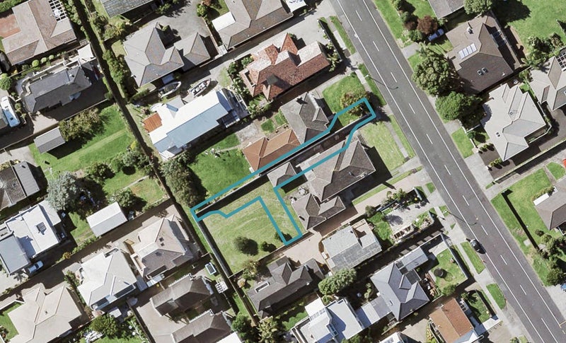11 Finesse Lane, Bucklands Beach, Auckland - Carousel 1
