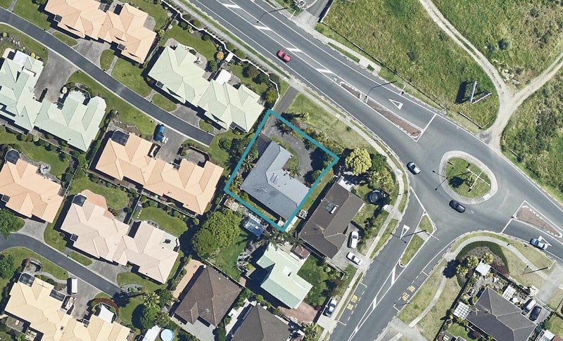 138 Maranui Street, Mount Maunganui, Mount Maunganui - Carousel 1