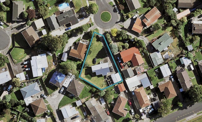23 Cottrell Place, Clendon Park, Auckland - Carousel 1
