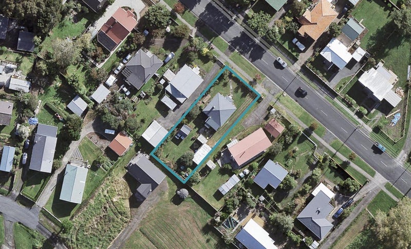 47 Awaroa Road, Helensville, Helensville - Carousel 1